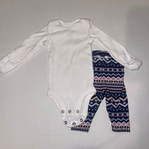 Carter’s newborn blue design set